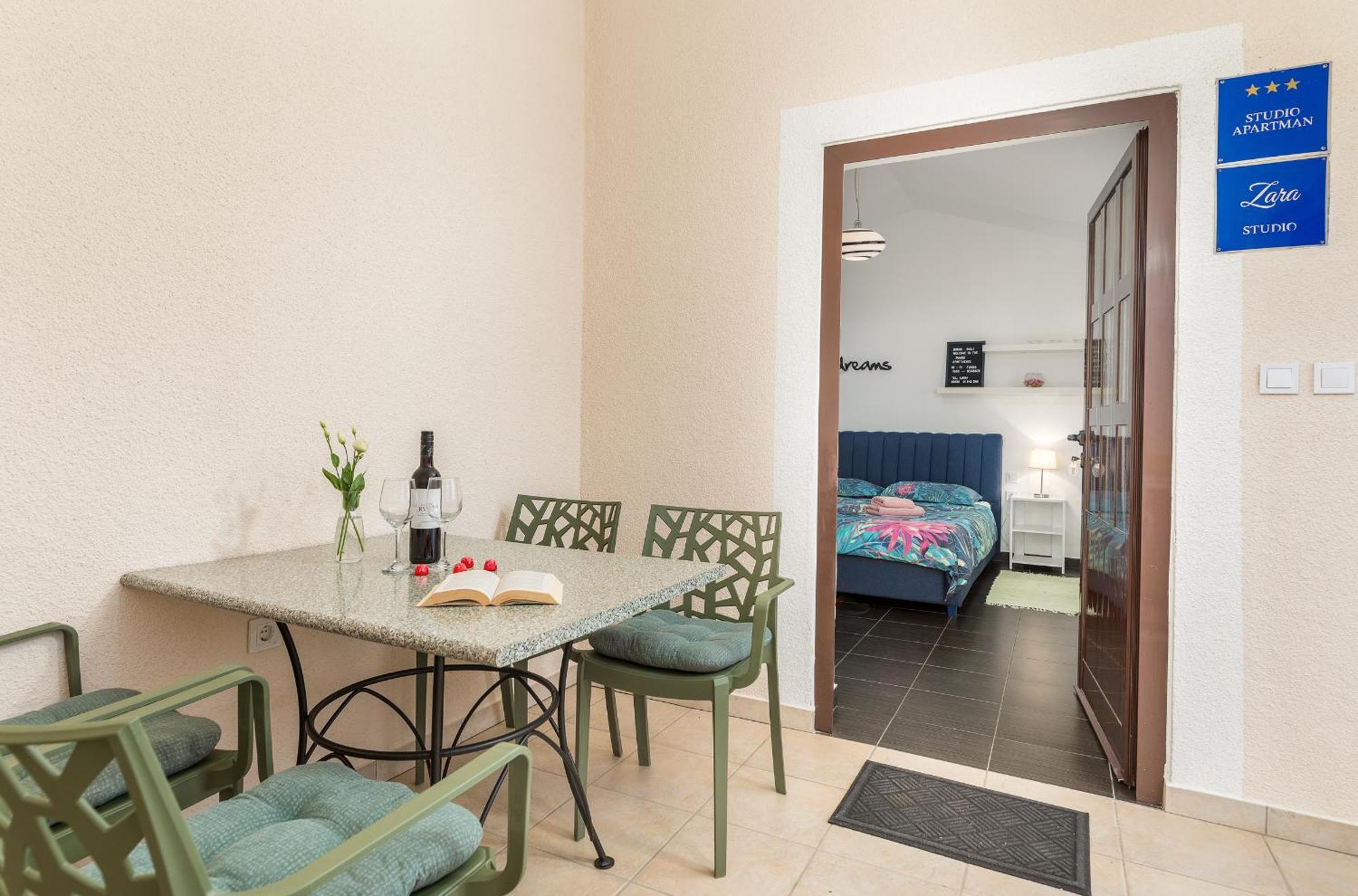 Funcic Apartments 2 App プーラ エクステリア 写真