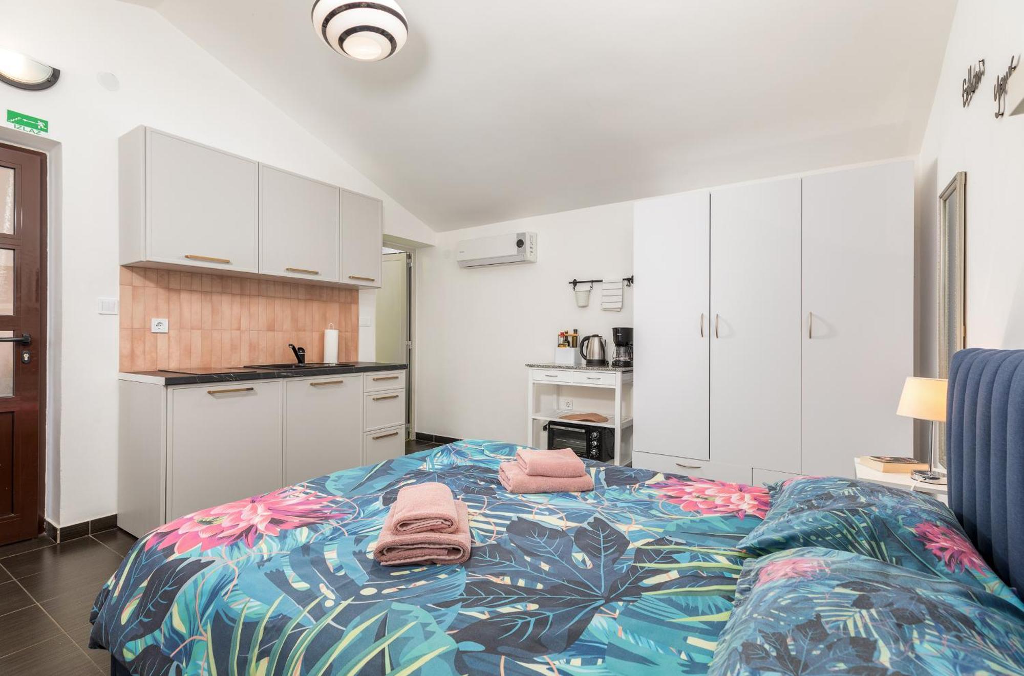 Funcic Apartments 2 App プーラ エクステリア 写真